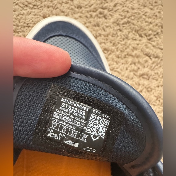 Sperry Men's Dark Blue Boat Shoes ๐ - Picture 8 of 8